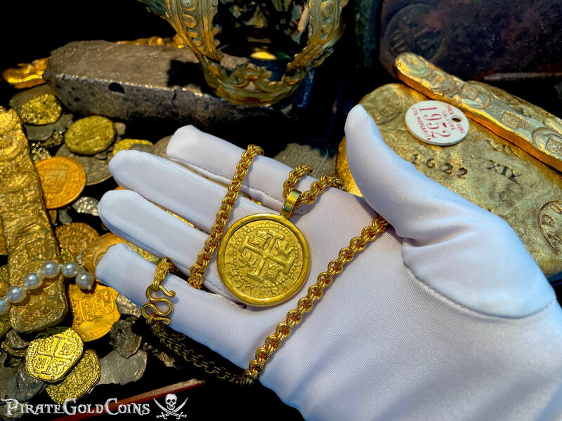 Peru 8 Escudos 1712 "1715 Fleet Shipwreck" Plate Coin Pendant 3