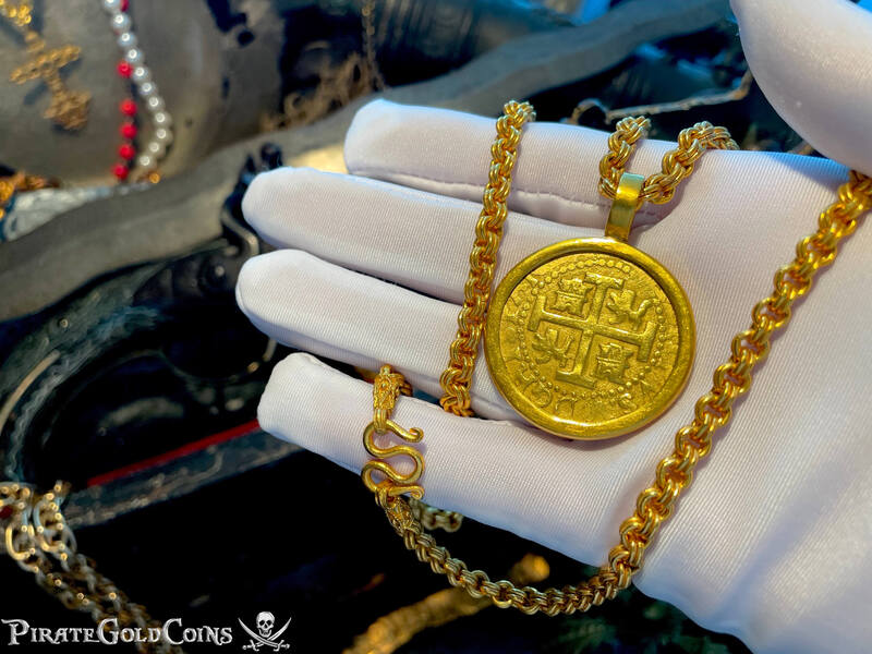 Peru 8 Escudos 1712 "1715 Fleet Shipwreck" Plate Coin Pendant 11