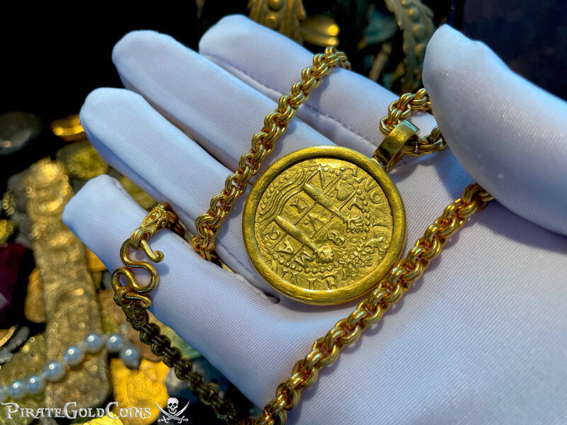 Peru 8 Escudos 1712 "1715 Fleet Shipwreck" Plate Coin Pendant 13