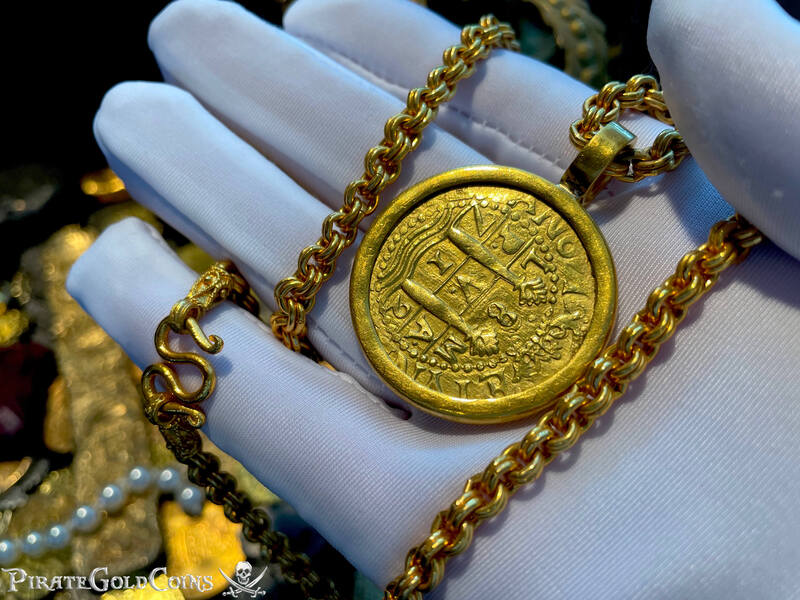 Peru 8 Escudos 1712 "1715 Fleet Shipwreck" Plate Coin Pendant 15