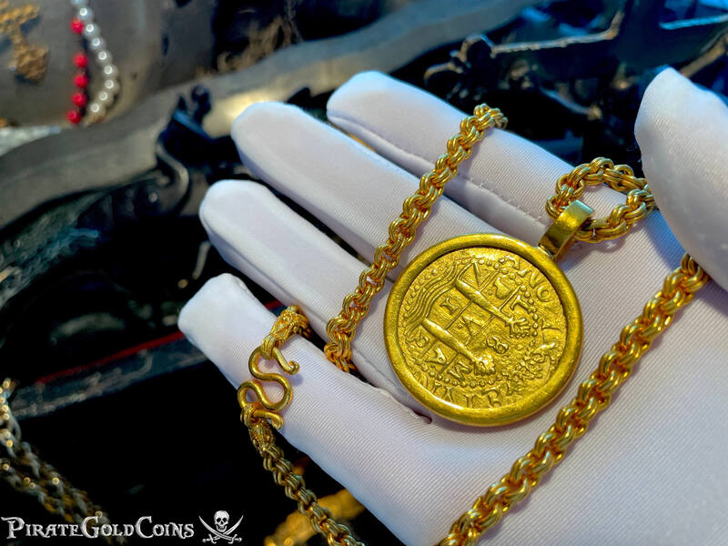 Peru 8 Escudos 1712 "1715 Fleet Shipwreck" Plate Coin Pendant 17