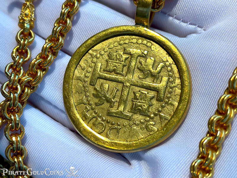 Peru 8 Escudos 1712 "1715 Fleet Shipwreck" Plate Coin Pendant 21