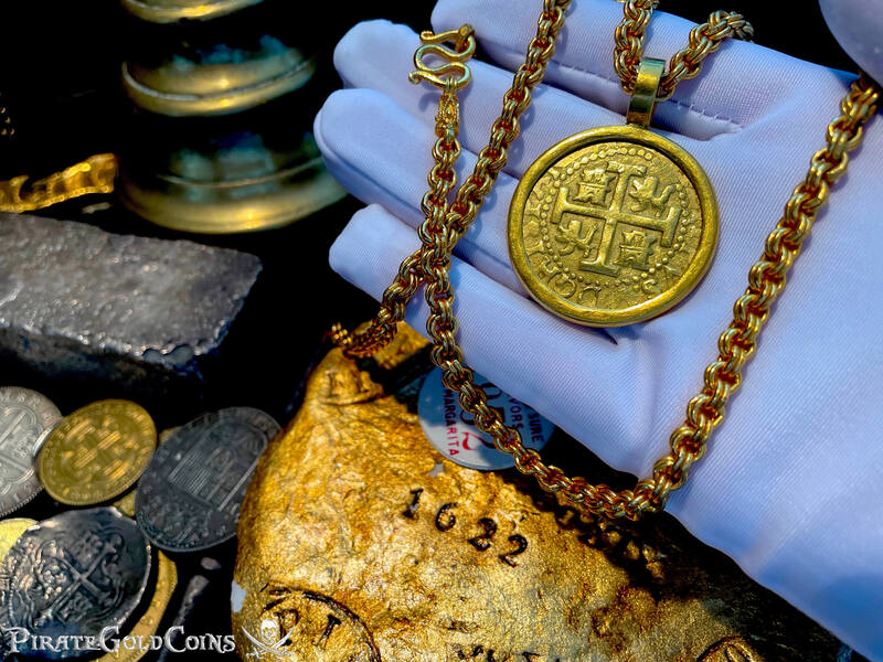 Peru 8 Escudos 1712 "1715 Fleet Shipwreck" Plate Coin Pendant 22