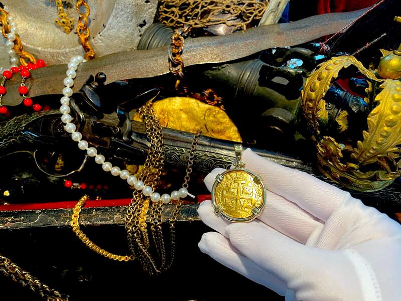 Peru 8 Escudos 1719 "Double Dated!" 18kt Bezel 10