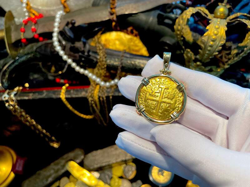 Peru 8 Escudos 1719 "Double Dated!" 18kt Bezel 18