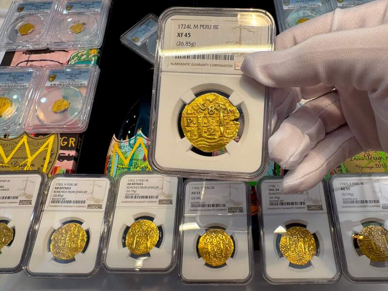 Peru 8 Escudos 1724 "Only 3 Graded" NGC 45 8