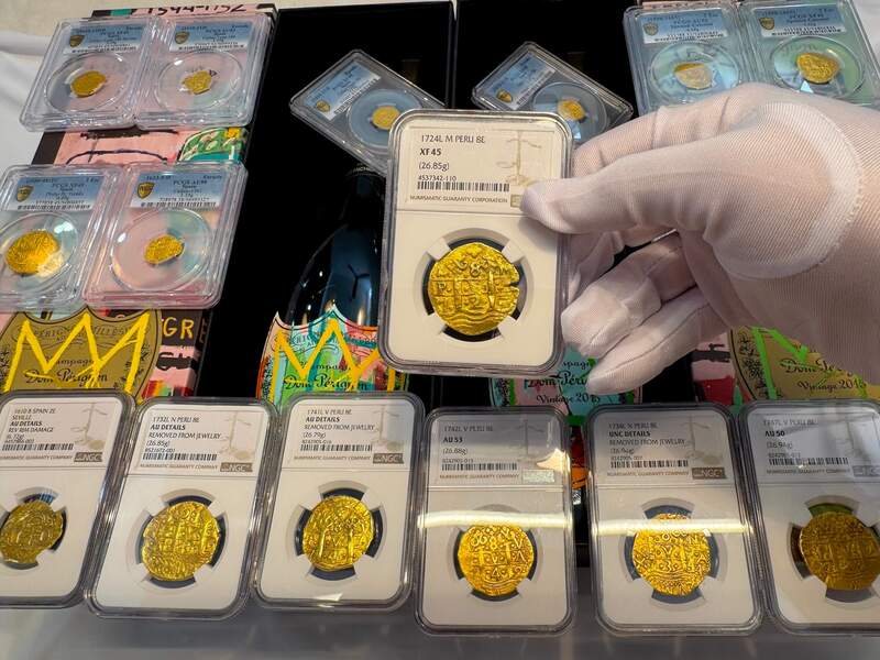 Peru 8 Escudos 1724 "Only 3 Graded" NGC 45 70