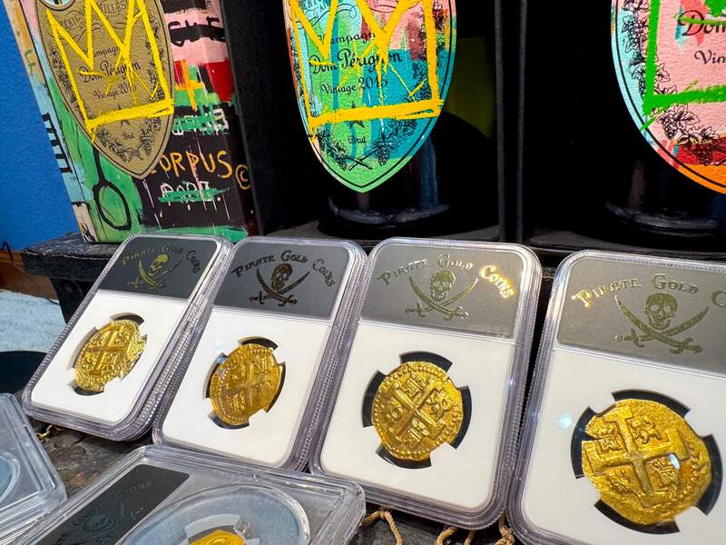 Peru 8 Escudos 1734 "Philip V" NGC UNC 11