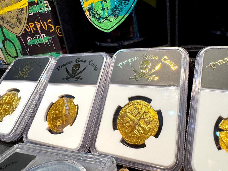 Peru 8 Escudos 1734 "Philip V" NGC UNC 13