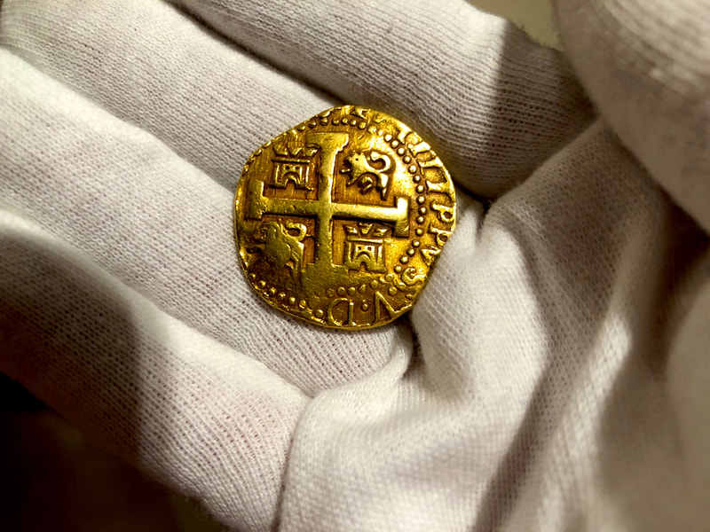 Peru 8 Escudos 1735 "Amazing Detail ~ Double Date" RAW 9