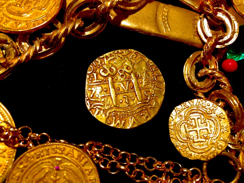 Peru 8 Escudos 1735 "Amazing Detail ~ Double Date" RAW 19