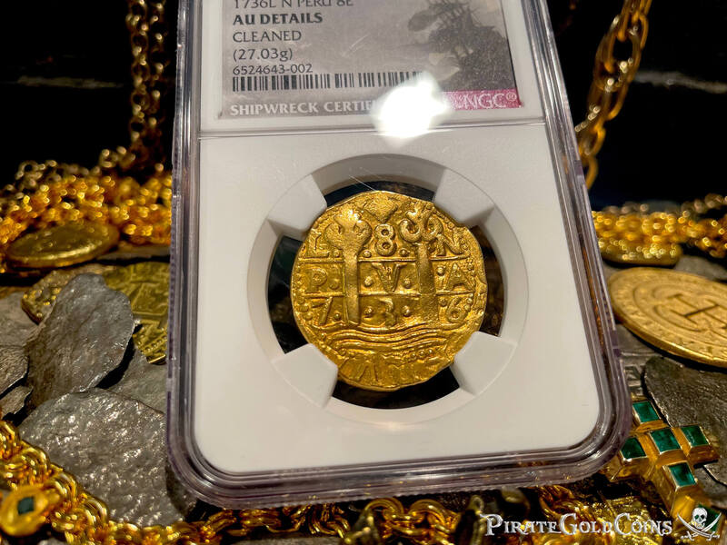 Peru 8 Escudos 1736NGC AU 9