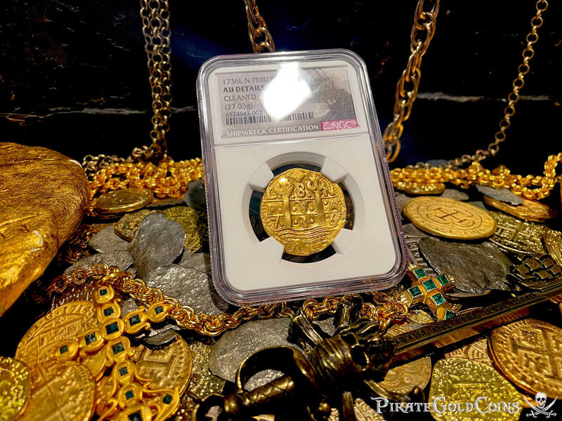 Peru 8 Escudos 1736NGC AU 12