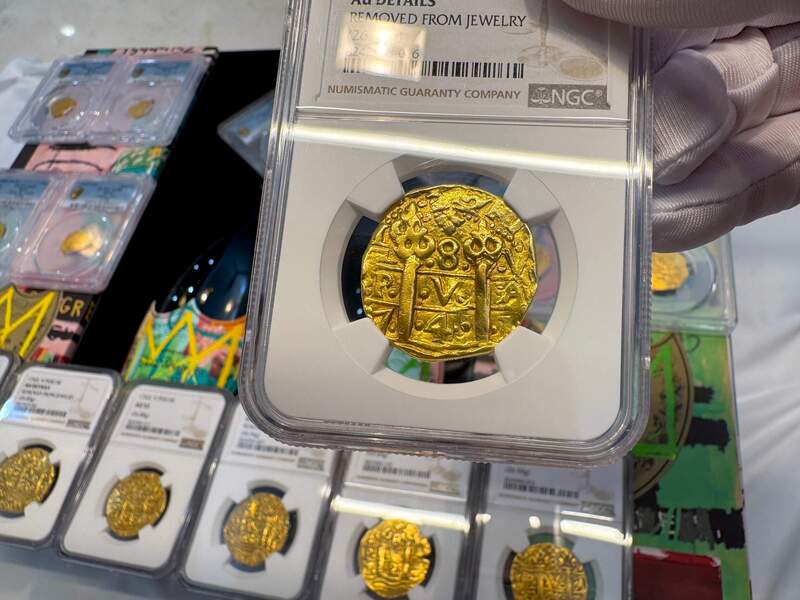 Peru 8 Escudos 1741 "Philip V" NGC UNC 3