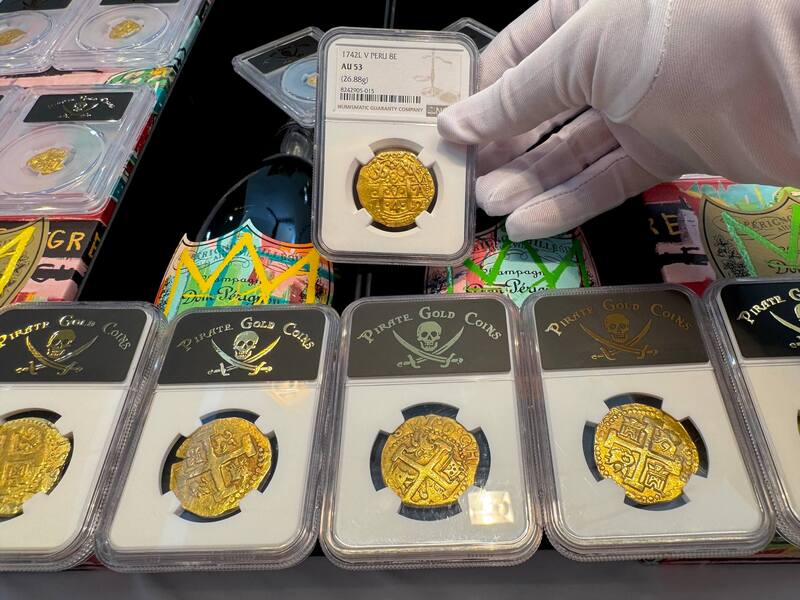 Peru 8 Escudos 1742 "Only 6 Graded NGC" NGC 53 12