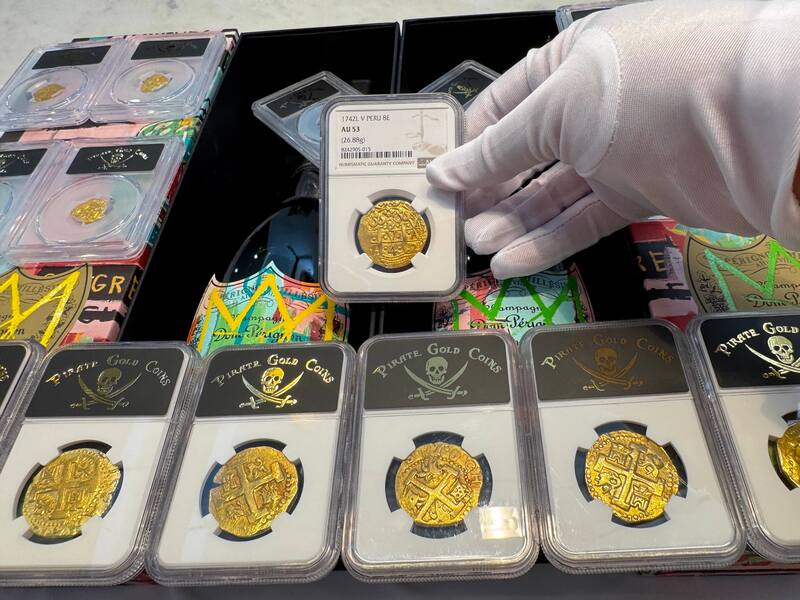 Peru 8 Escudos 1742 "Only 6 Graded NGC" NGC 53 13