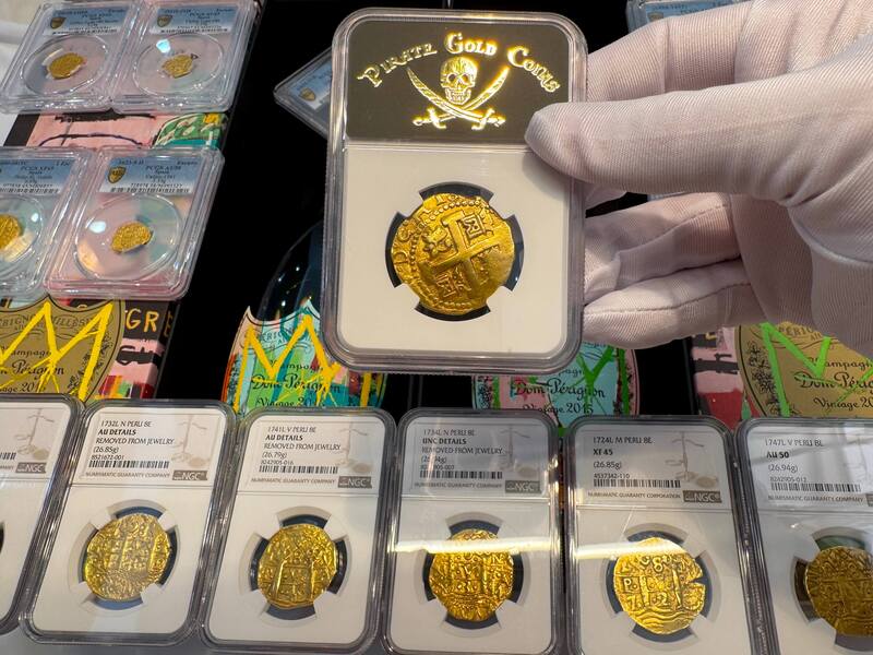 Peru 8 Escudos 1742 "Only 6 Graded NGC" NGC 53 28