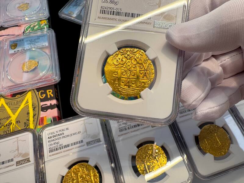 Peru 8 Escudos 1742 "Only 6 Graded NGC" NGC 53 25