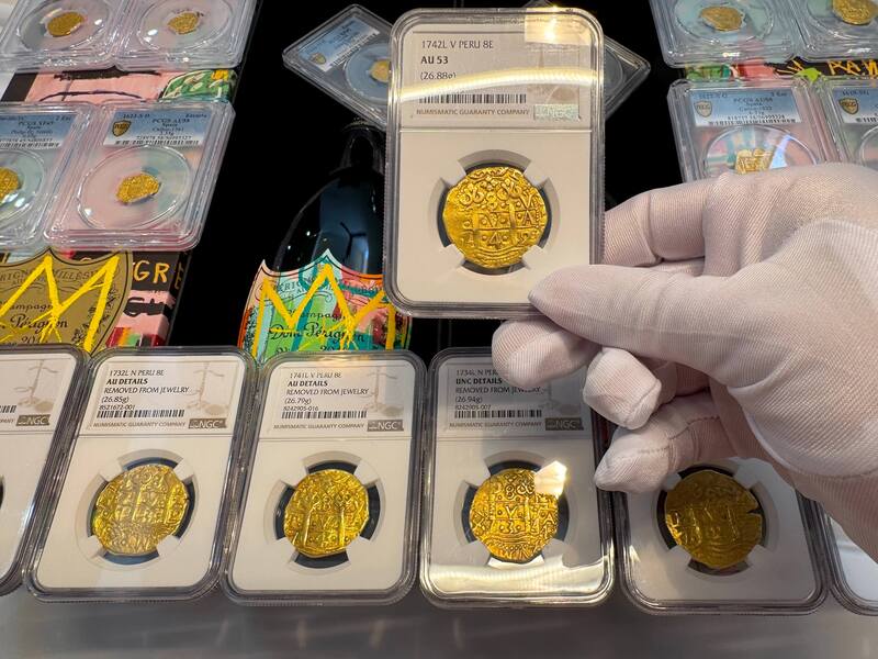 Peru 8 Escudos 1742 "Only 6 Graded NGC" NGC 53 33