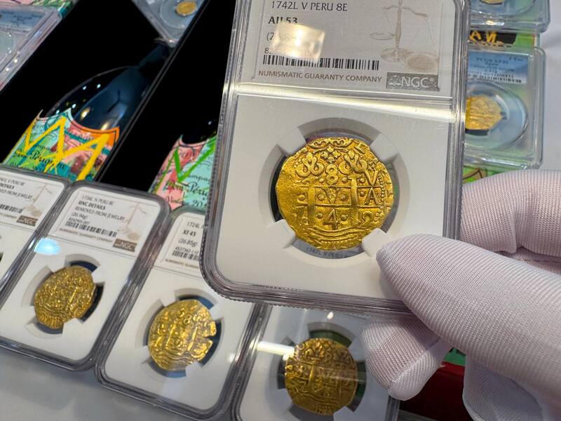 Peru 8 Escudos 1742 "Only 6 Graded NGC" NGC 53 36