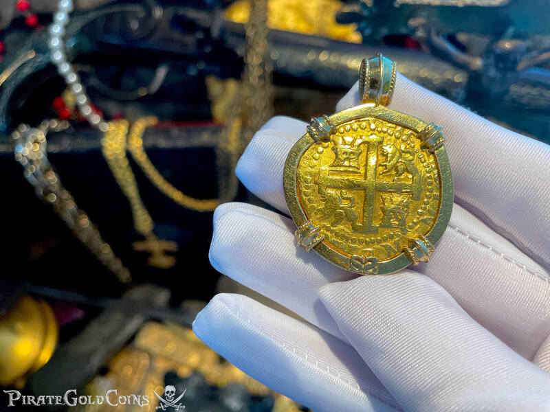 Peru 8 Escudos 1747 "Amazing Brute Style" by the famous SS Jeweler 5