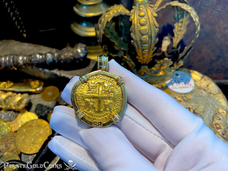 Peru 8 Escudos 1747 "Amazing Brute Style" by the famous SS Jeweler 13