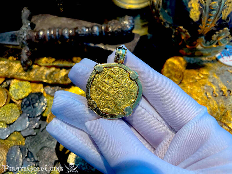 Peru 8 Escudos 1747 "Amazing Brute Style" by the famous SS Jeweler 25