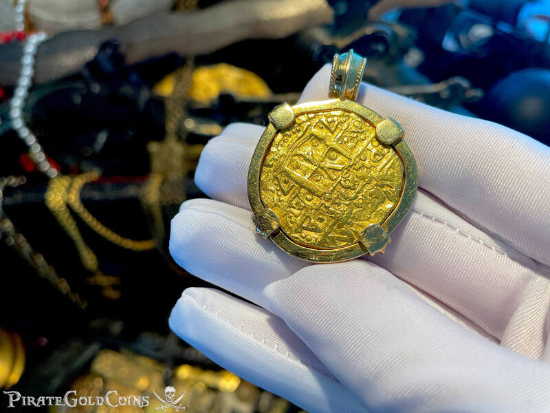 Peru 8 Escudos 1747 "Amazing Brute Style" by the famous SS Jeweler 14
