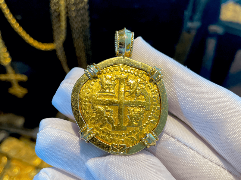 Peru 8 Escudos 1747 "Amazing Brute Style" by the famous SS Jeweler 18