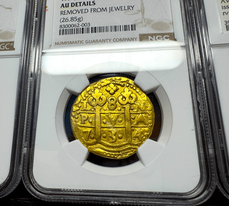 Peru 8 Escudos 1734 NGC AU 2