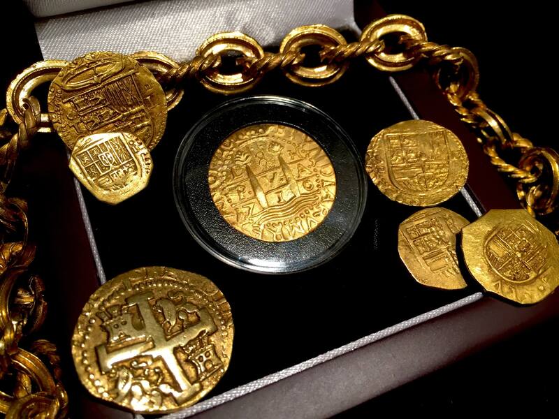 Peru 8 Escudos 1710 Replica 24kt Gold Electroplated  1715 Plate Fleet Treasure 15