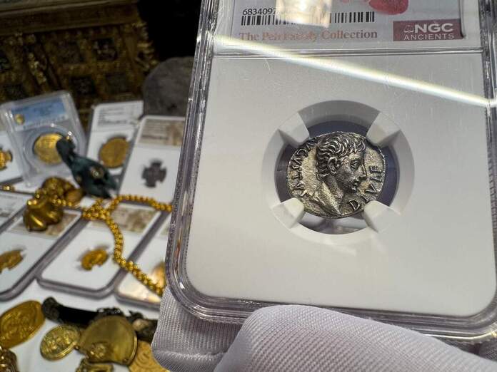 Roman Empire "Augustus" Denarius NGC AU 5x2