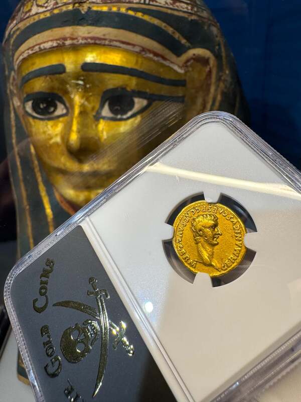 Roman Empire "Caligula" 37-41AD NGC VF 5x2 5