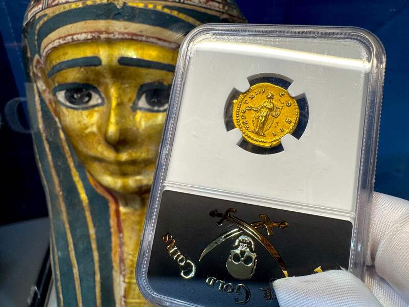 Roman Empire "Marcus as Caesar" NGC XF 5x4 5