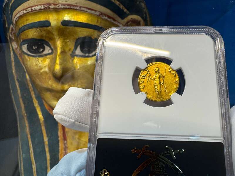 Roman Empire "Otho" 69AD NGC ch VF 4x3 8