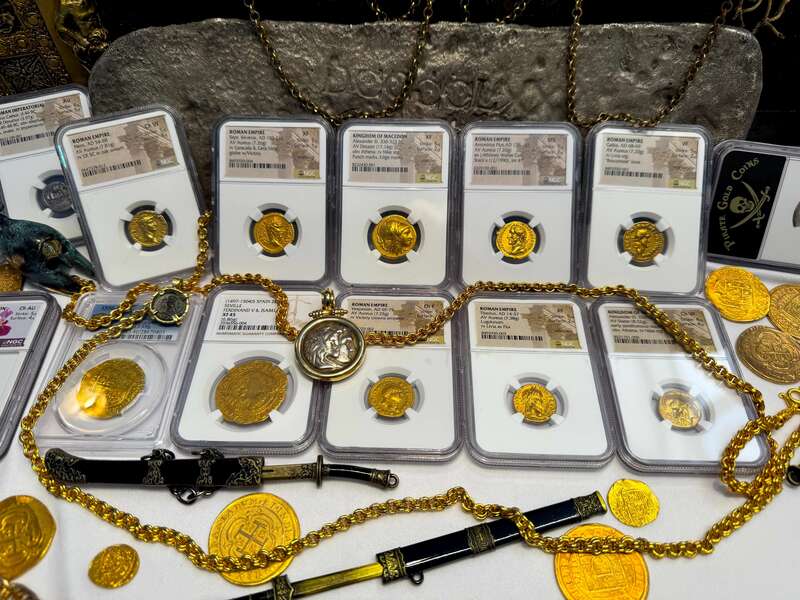 Roman Empire "Pius" NGC MS 5x3 Fine Style 32