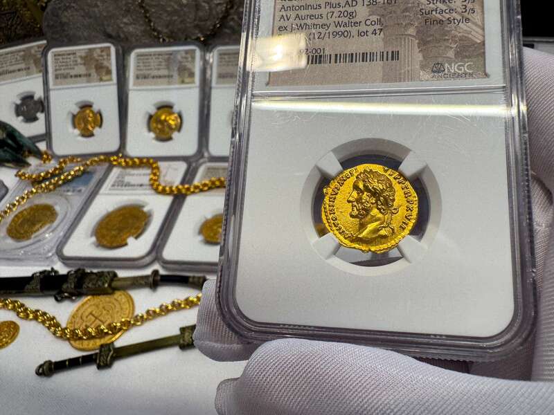 Roman Empire "Pius" NGC MS 5x3 Fine Style 52