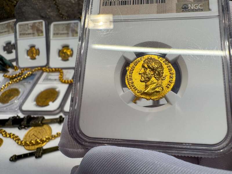 Roman Empire "Pius" NGC MS 5x3 Fine Style 55