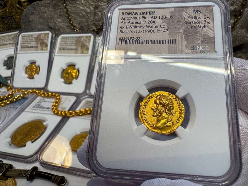 Roman Empire "Pius" NGC MS 5x3 Fine Style 53