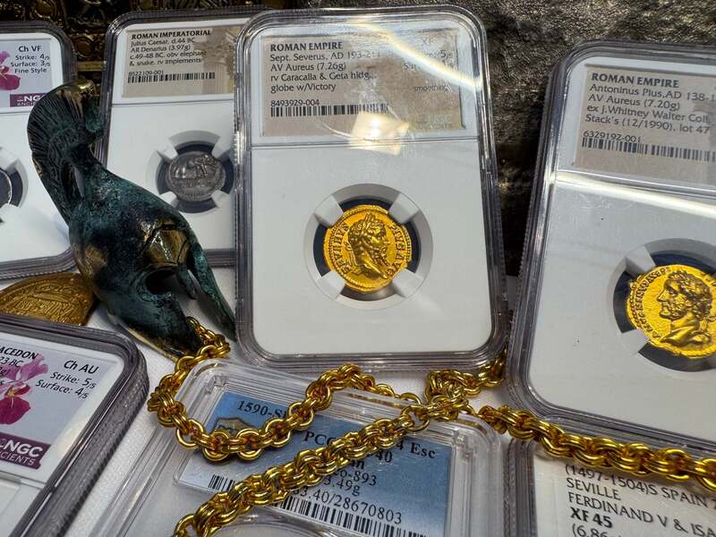 Roman Empire "Septimius Severus" Aureus NGC XF 5x1 40