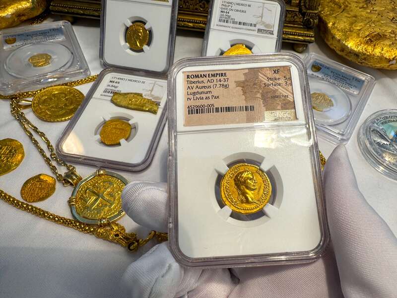 Roman Empire Tiberius "12 Caesar" 14-37AD NGC XF 5x3 5