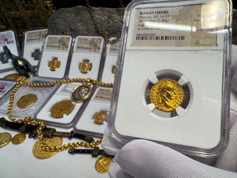 Roman Empire "Tiberius" Aureus NGC XF 5x2 43
