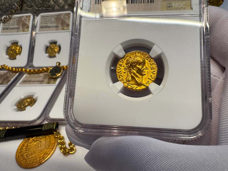 Roman Empire "Tiberius" Aureus NGC XF 5x2 49