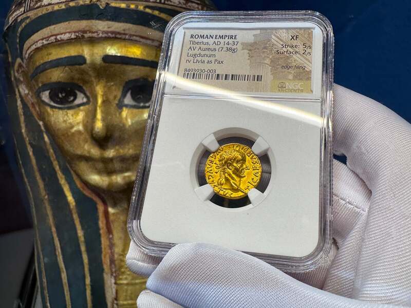 Roman Empire "Tiberius" Aureus NGC XF 5x2 27