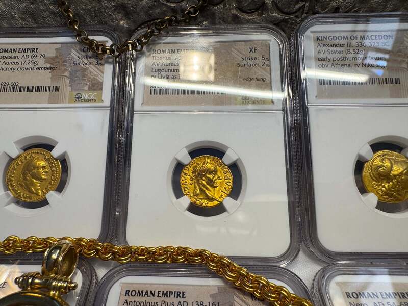 Roman Empire "Tiberius" Aureus NGC XF 5x2 33