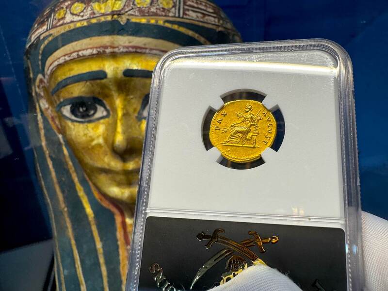 Roman Empire "Titus" NGC XF 5x4 22