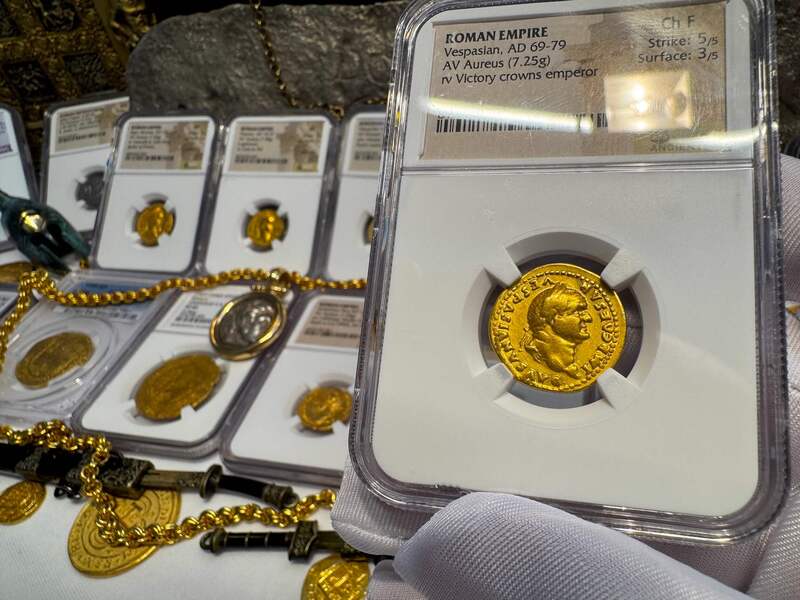 Roman Empire "Vespasian" Aureus NGC ChF 5x3 32