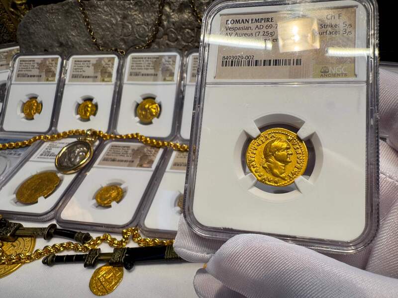 Roman Empire "Vespasian" Aureus NGC ChF 5x3 7