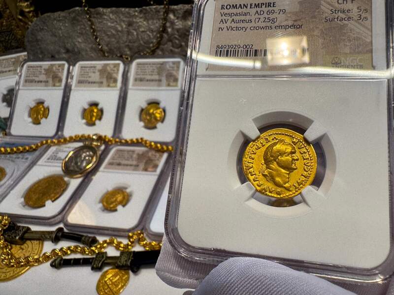 Roman Empire "Vespasian" Aureus NGC ChF 5x3 5