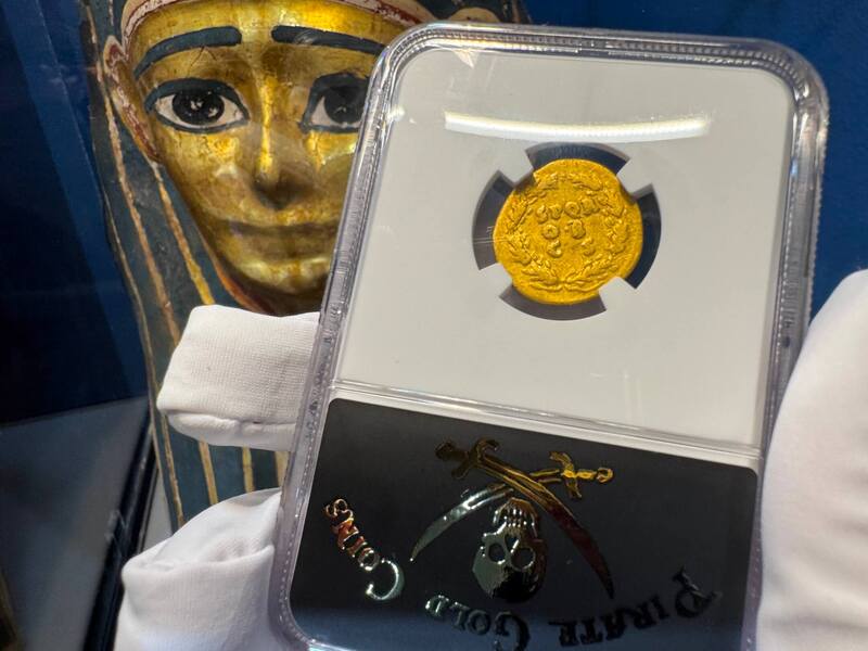 Roman Empire "Vitellius" 69AD NGC F 4x4 9